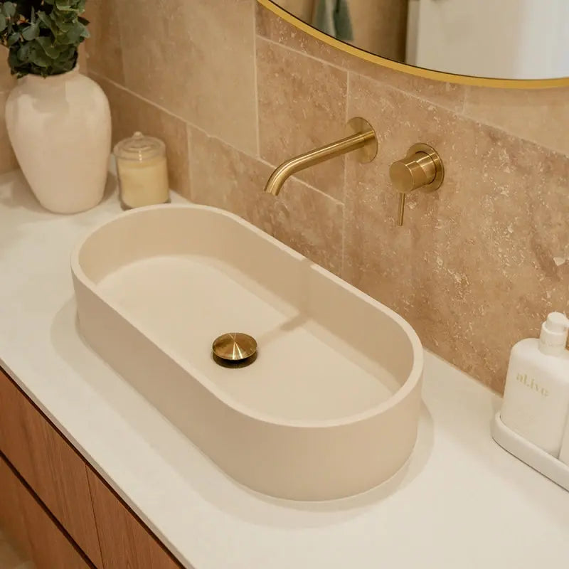 Jada Pill Concrete Above Counter Basin, Warm White fienza