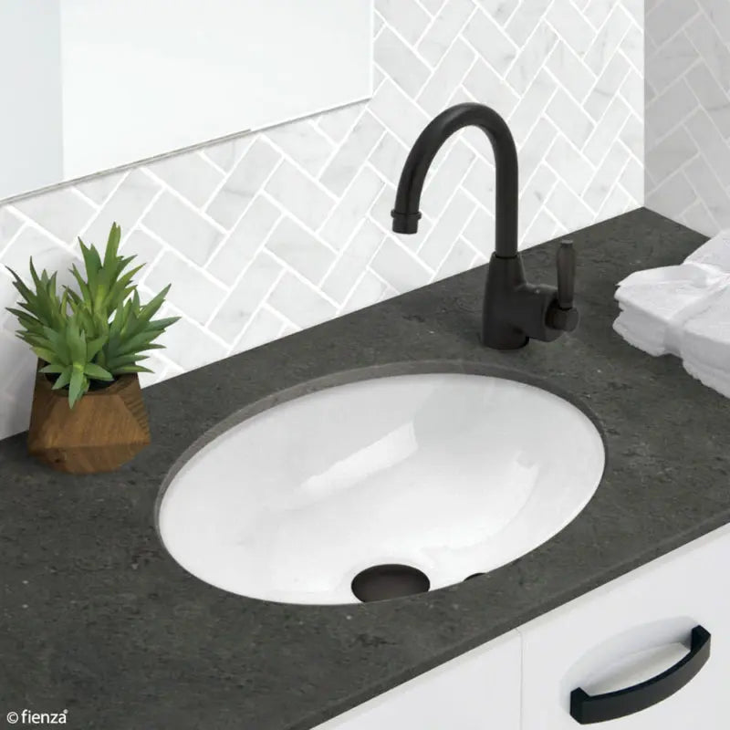 Karmen Undermount Basin fienza