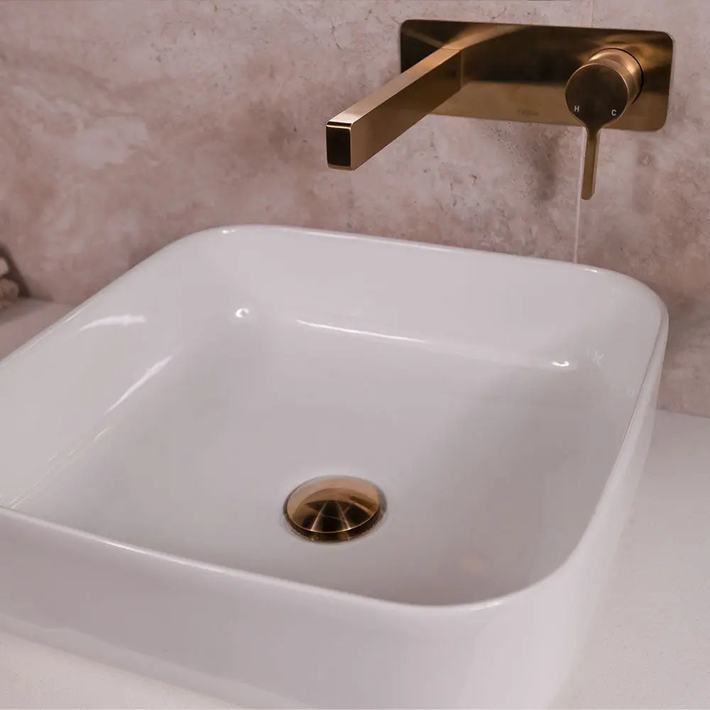 Sansa Wall Bath Mixer Set, Urban Brass fienza