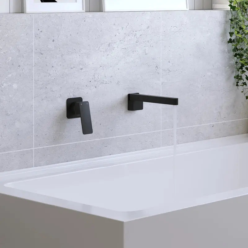 Tono Swivel Bath Outlet, Matte Black fienza