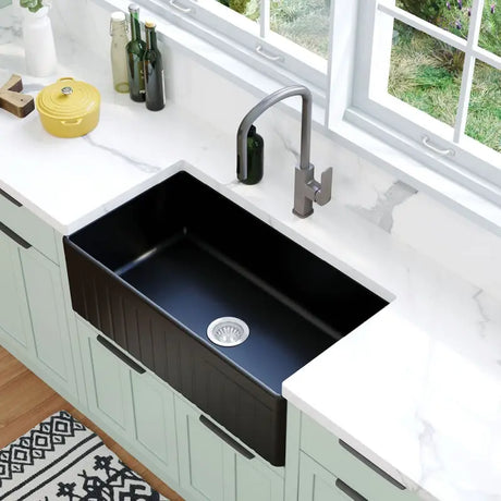 Benson Single Butler Sink, Large, Matte Black fienza
