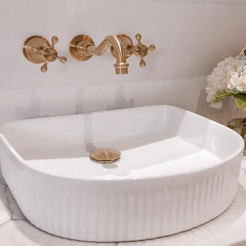 Eleanor Arch Above Counter Fluted Basin fienza